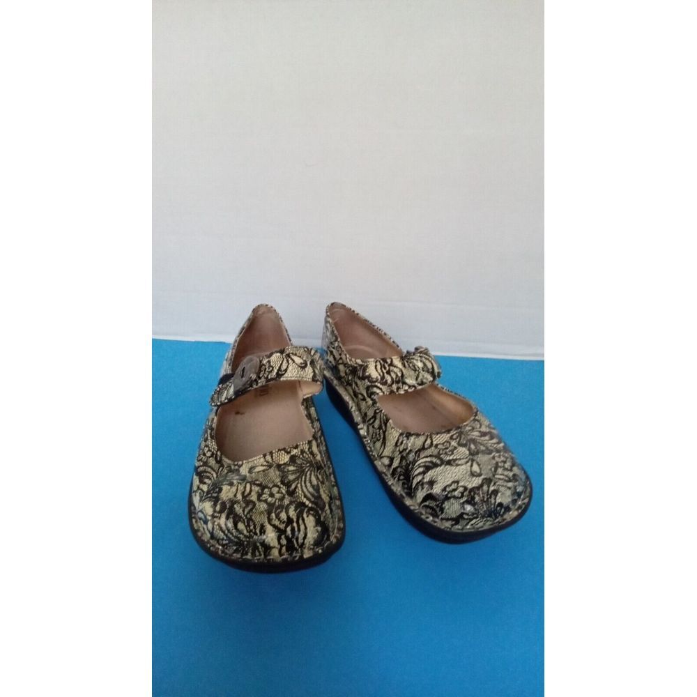 Vintage Floral Lace Mary Jane Comfort Shoes with Strap Casual Walking Flats‎